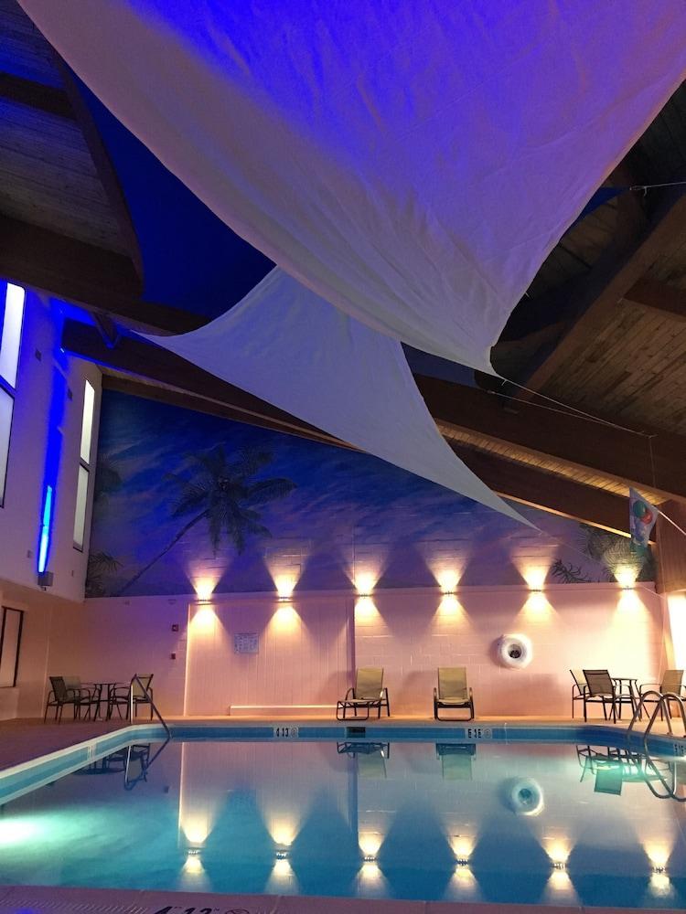 Holiday Inn Express Aberdeen-Chesapeake House By Ihg Bagian luar foto