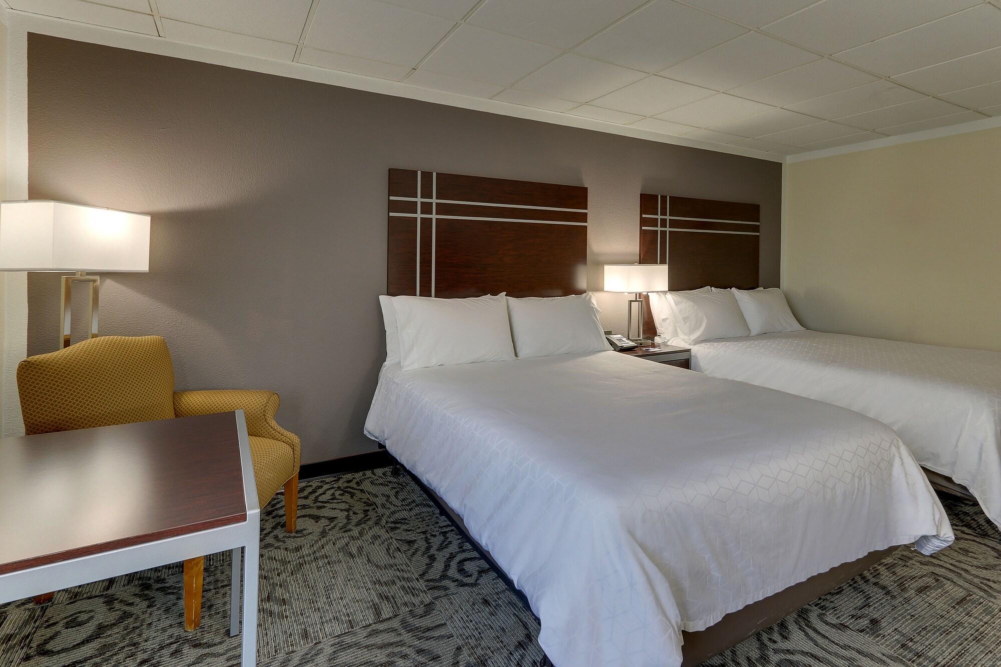 Holiday Inn Express Aberdeen-Chesapeake House By Ihg Bagian luar foto