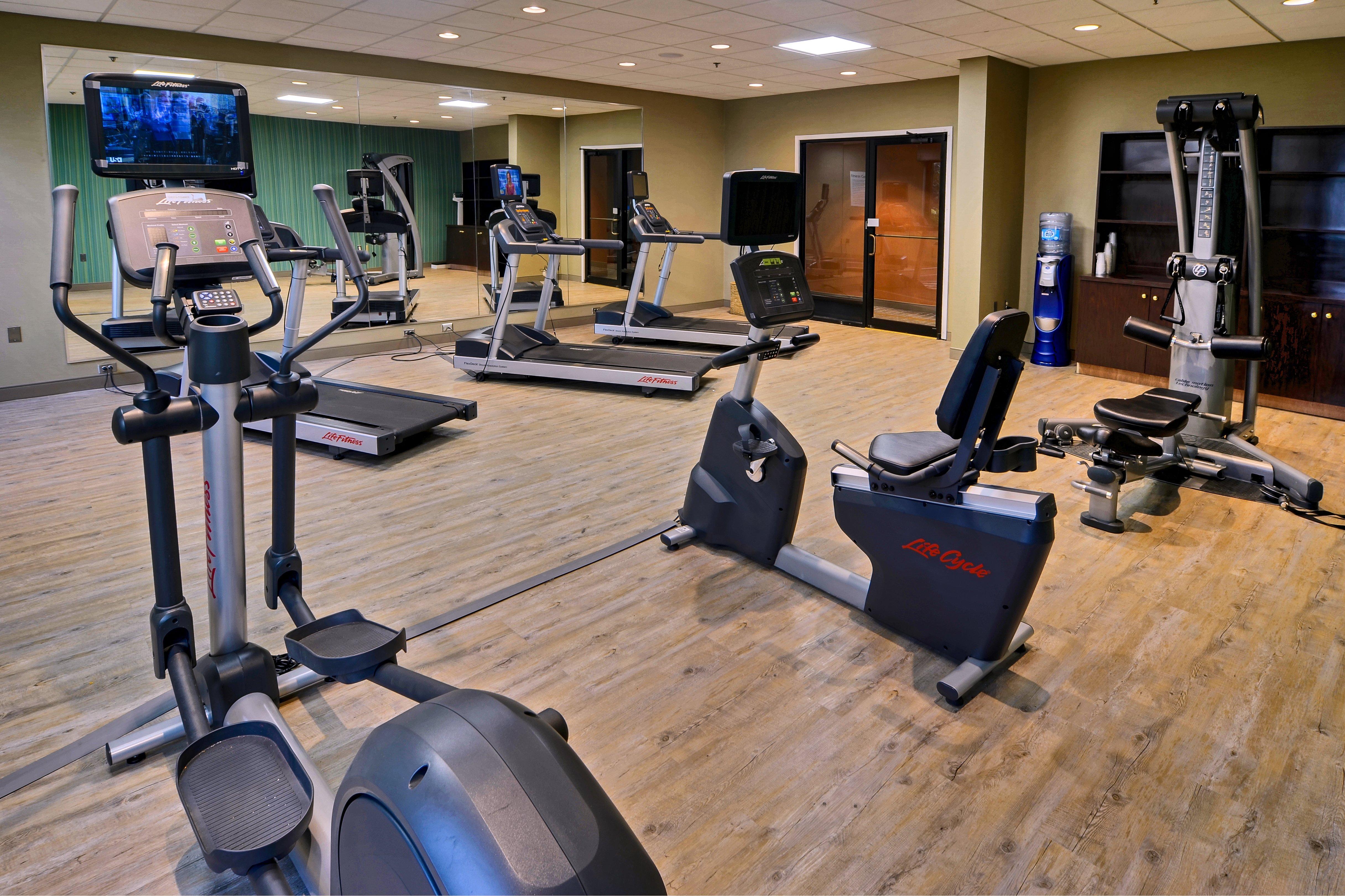 Holiday Inn Express Aberdeen-Chesapeake House By Ihg Bagian luar foto