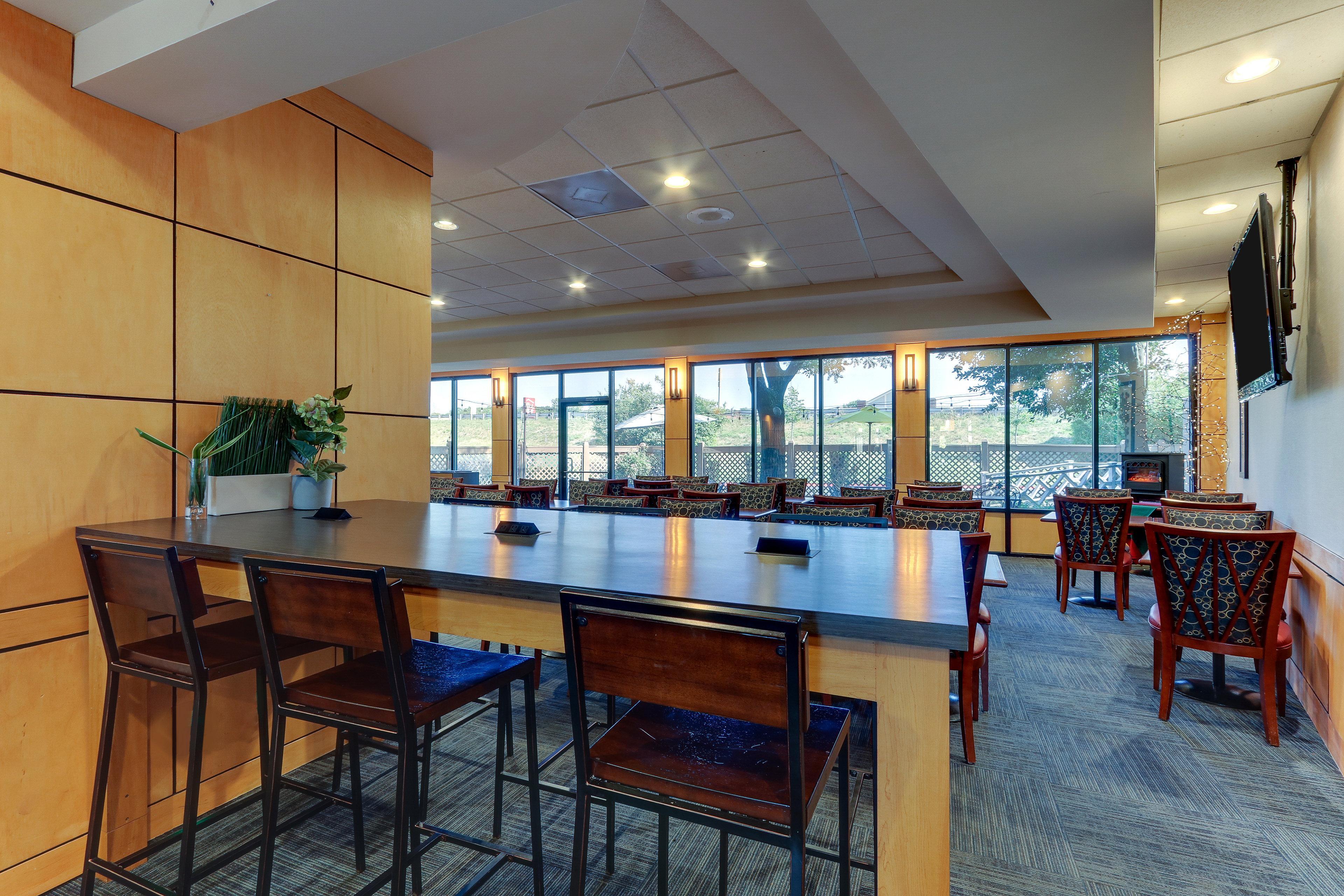 Holiday Inn Express Aberdeen-Chesapeake House By Ihg Bagian luar foto