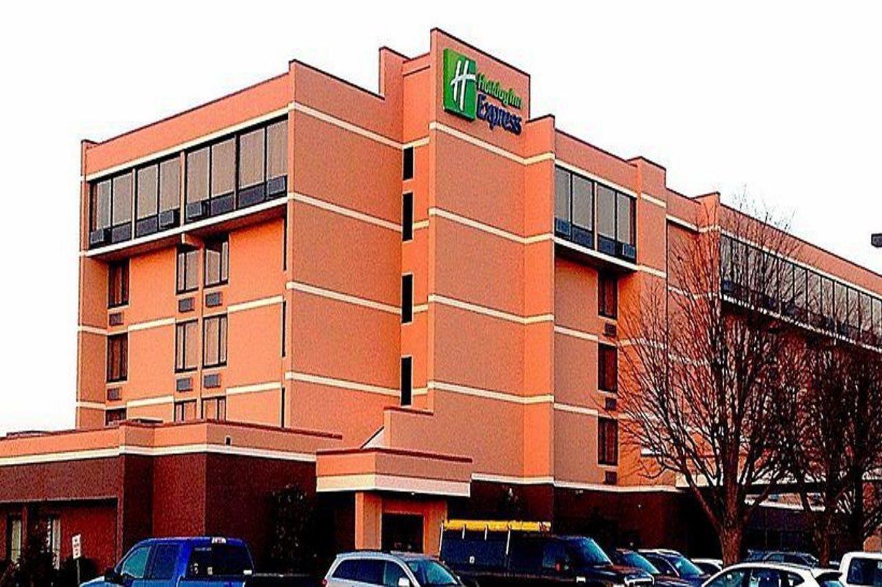 Holiday Inn Express Aberdeen-Chesapeake House By Ihg Bagian luar foto