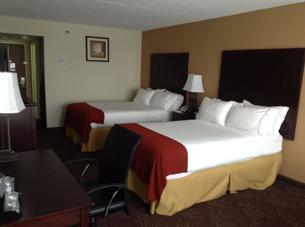 Holiday Inn Express Aberdeen-Chesapeake House By Ihg Bagian luar foto